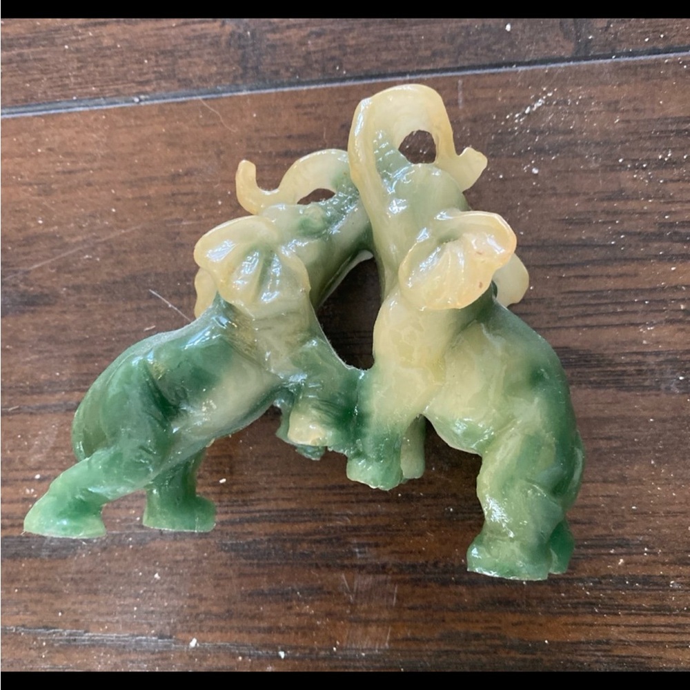 MARBLE ELEPHANT FIGURINE